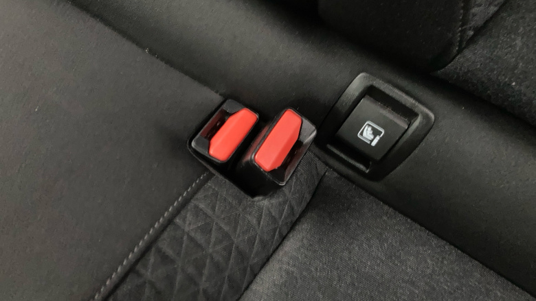 Renault Clio 1.0 TCe 100 Play 5dr Petrol Hatchback